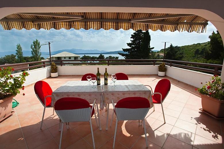 Apartments And Rooms By The Sea Zivogosce - Blato, Makarska - 521 إيغراني المظهر الخارجي الصورة